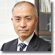 株式会社ワッツ 代表取締役 平岡 史生 氏 株式会社ワッツ 代表取締役 平岡 史生 氏
